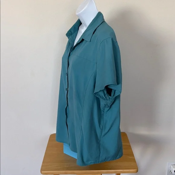 REI Tactel Nylon Turquoise Women's Short Sleeve Hiking Shirt Size 1X - Picture 2 of 12